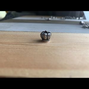 Pandora Queen crown charm